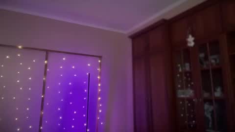 Lana online show from 21, 2, 2025