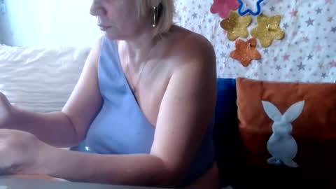 LovelyQueen online show from 29, 7, 2026