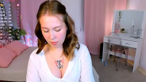 Lana online show from 7, 5, 2026