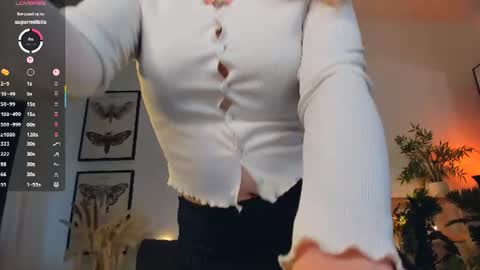 Lana online show from 10, 7, 2026