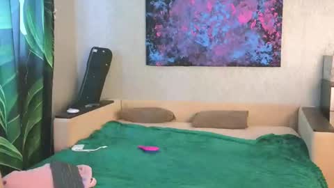 LanaviSmith online show from 23, 2, 2026