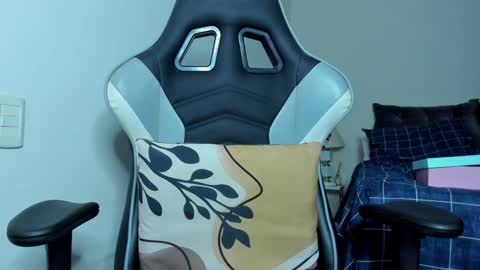 Lanna online show from 4, 1, 2025