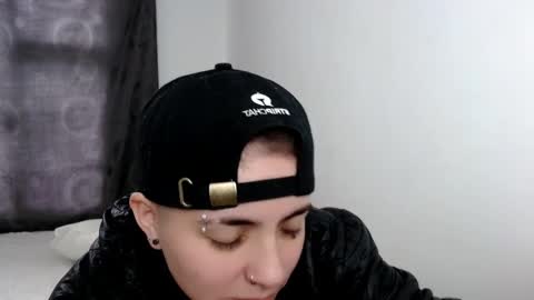 LANNIE   online show from 11, 3, 2025