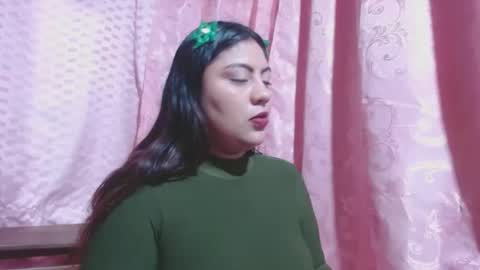 lapeligrosa_ online show from 17, 2, 2025