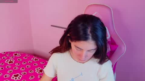 LARA online show from 22, 4, 2026