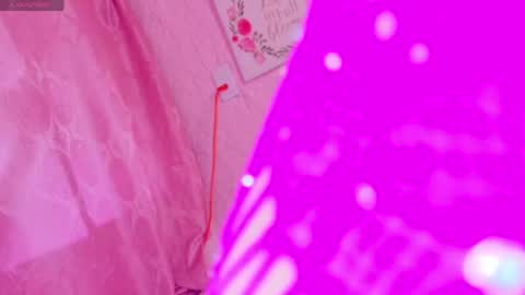 LARA online show from 26, 4, 2026