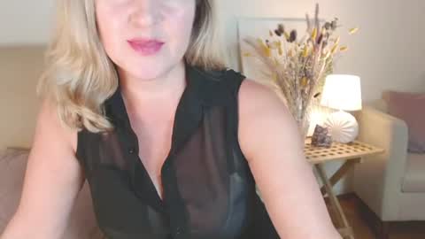 lara_fisher online show from 4, 8, 2026