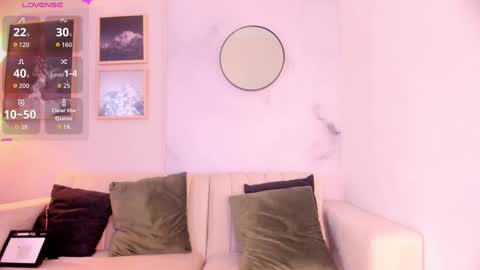 Lara Madisson online show from 26, 9, 2025