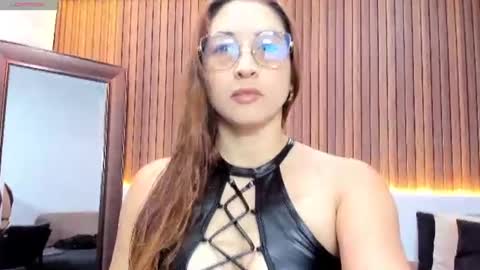     700  200   online show from 27, 7, 2026