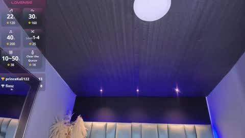 Lara online show from 17, 2, 2025