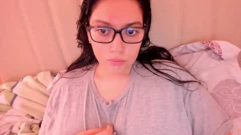 lara online show from 19, 4, 2026