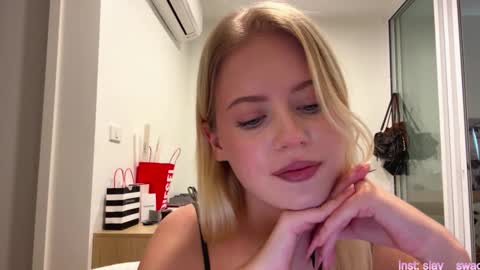 Snapshot of laraineprada chatting on 22, 2, 2026 Stella online show from 22, 2, 2026