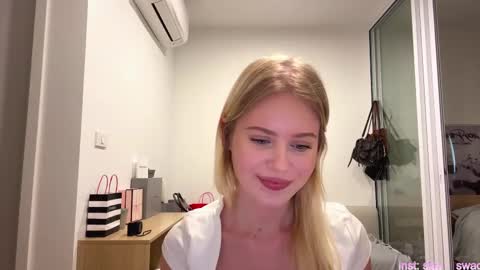 Snapshot of laraineprada chatting on 23, 2, 2026 Stella online show from 23, 2, 2026