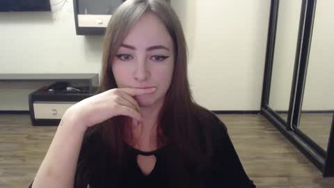 Laralianna online show from 8, 12, 2024