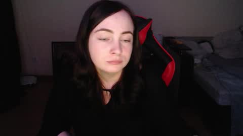 Laralianna online show from 10, 2, 2026