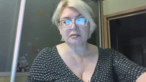 laramrs online show from 25, 9, 2025