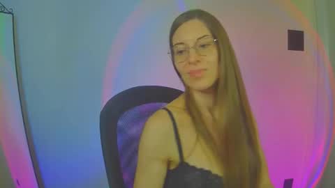 larawintersxxx online show from 31, 10, 2025