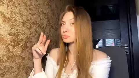 Snapshot of lareebuggie chatting on 15, 6, 2026 Eva online show from 15, 6, 2026