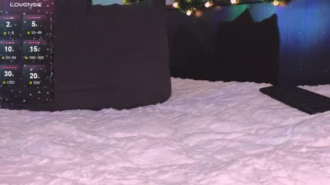 Snapshot of larine_morgan chatting on 8, 2, 2025 LarineGMT7 UTC6 online show from 8, 2, 2025