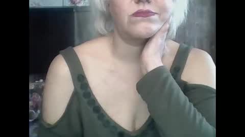 larisaq4ugo24 online show from 31, 10, 2025