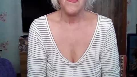 Snapshot of larisaq4ugo24 chatting on 13, 7, 2026 larisaq4ugo24 online show from 13, 7, 2026