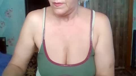 Snapshot of larisaq4ugo24 chatting on 27, 7, 2026 larisaq4ugo24 online show from 27, 7, 2026