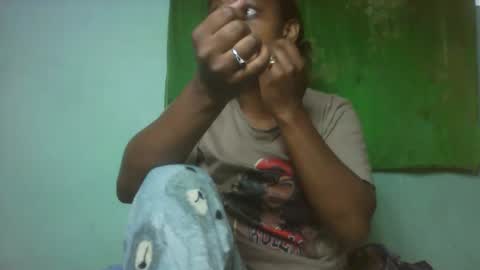 larissa645771 online show from 12, 1, 2026