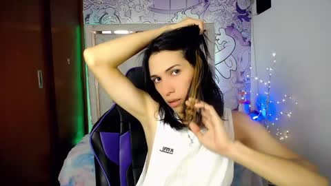 Snapshot of larry_craft chatting on 2, 6, 2026 larry online show from 2, 6, 2026