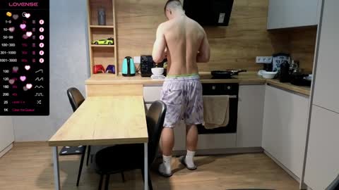 Lars online show from 8, 2, 2025