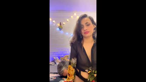 lasexbellaylabestia online show from 23, 4, 2026