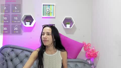 Tania  online show from 25, 4, 2026