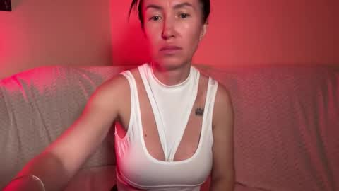 Goddess Tati Bangs Fetish online show from 22, 4, 2026