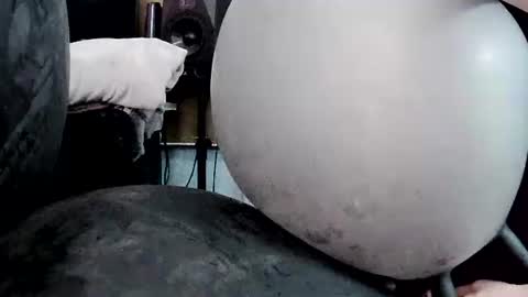 latexchris77 online show from 20, 4, 2026