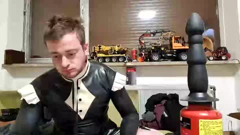 Snapshot of latexmaid69 chatting on 11, 12, 2024 Latexmaid69 online show from 11, 12, 2024