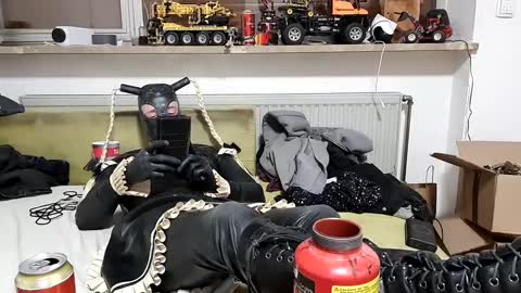 Snapshot of latexmaid69 chatting on 13, 12, 2024 Latexmaid69 online show from 13, 12, 2024
