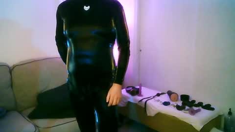 Snapshot of latexminheadroom chatting on 29, 12, 2024 latexminheadroom online show from 29, 12, 2024