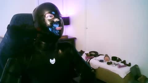 Snapshot of latexminheadroom chatting on 10, 3, 2025 latexminheadroom online show from 10, 3, 2025