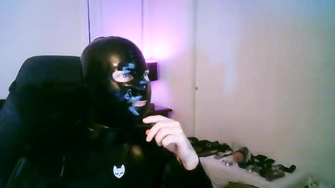 Snapshot of latexminheadroom chatting on 18, 9, 2025 latexminheadroom online show from 18, 9, 2025