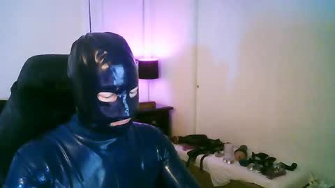 Snapshot of latexminheadroom chatting on 1, 10, 2025 latexminheadroom online show from 1, 10, 2025