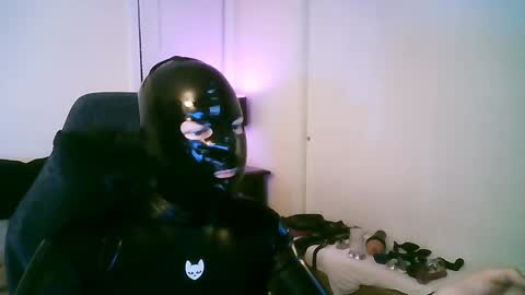 Snapshot of latexminheadroom chatting on 4, 10, 2025 latexminheadroom online show from 4, 10, 2025