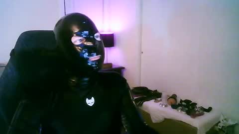 Snapshot of latexminheadroom chatting on 16, 10, 2025 latexminheadroom online show from 16, 10, 2025