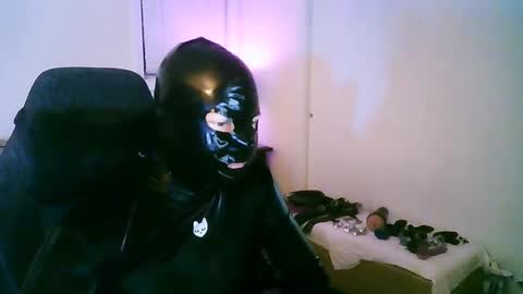 Snapshot of latexminheadroom chatting on 24, 10, 2025 latexminheadroom online show from 24, 10, 2025