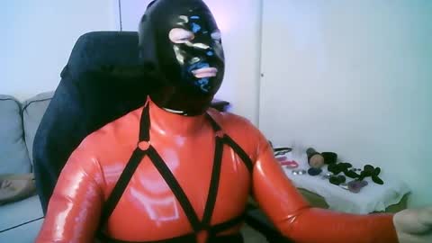 latexminheadroom online show from 23, 5, 2026