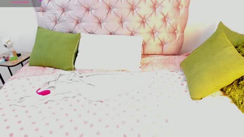 Lorena online show from 7, 1, 2025