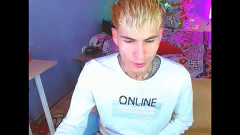 latin_boysxxx_ online show from 29, 11, 2025