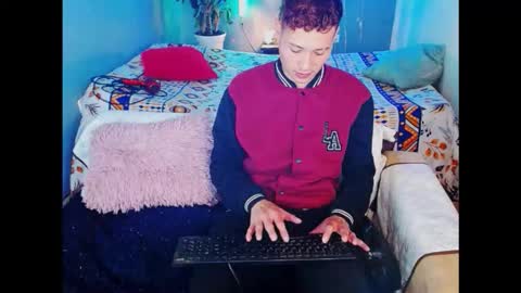 latin_boysxxx_ online show from 15, 1, 2026
