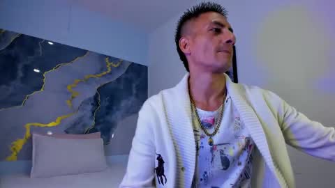 crissex  online show from 18, 10, 2025