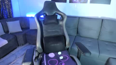 instagramlatin goddessx   im nikoll online show from 1, 2, 2025