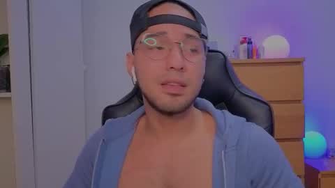  Free OF online show from 8, 10, 2025