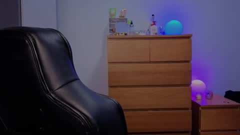  Free OF online show from 20, 10, 2025